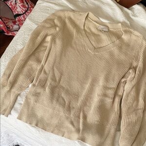 LOFT Outlet Cream V-Neck Sweater with Ribbed Texture